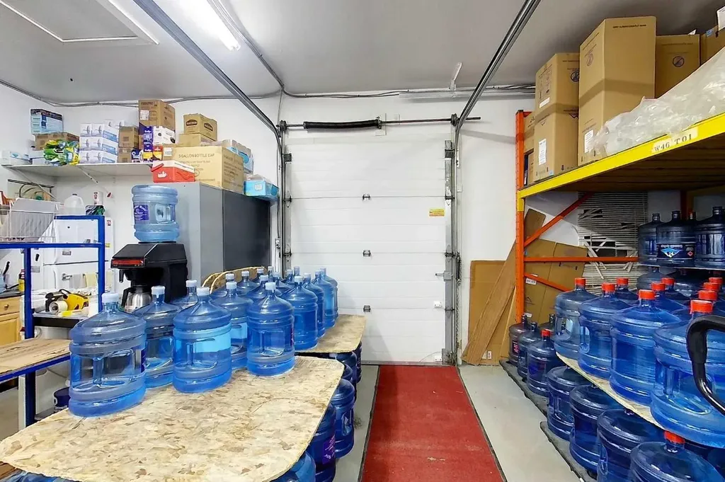 4618-4622 4 Avenue Edson AB T7E 1C7
