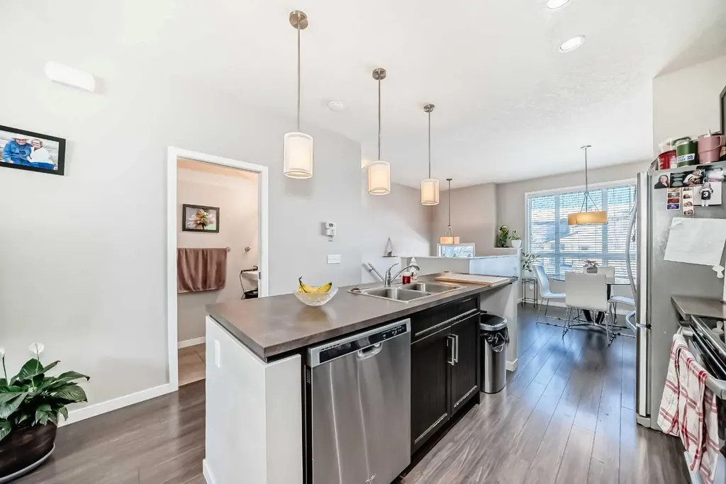 656 Copperpond Boulevard SE Calgary AB T2Z 5B9