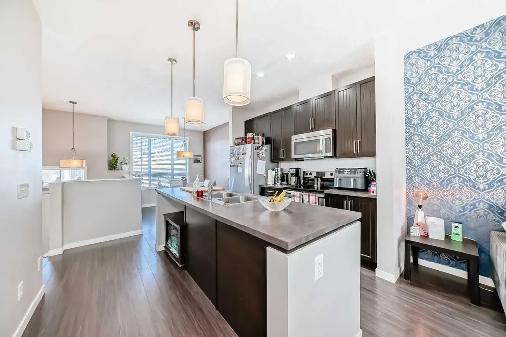 656 Copperpond Boulevard SE Calgary AB T2Z 5B9
