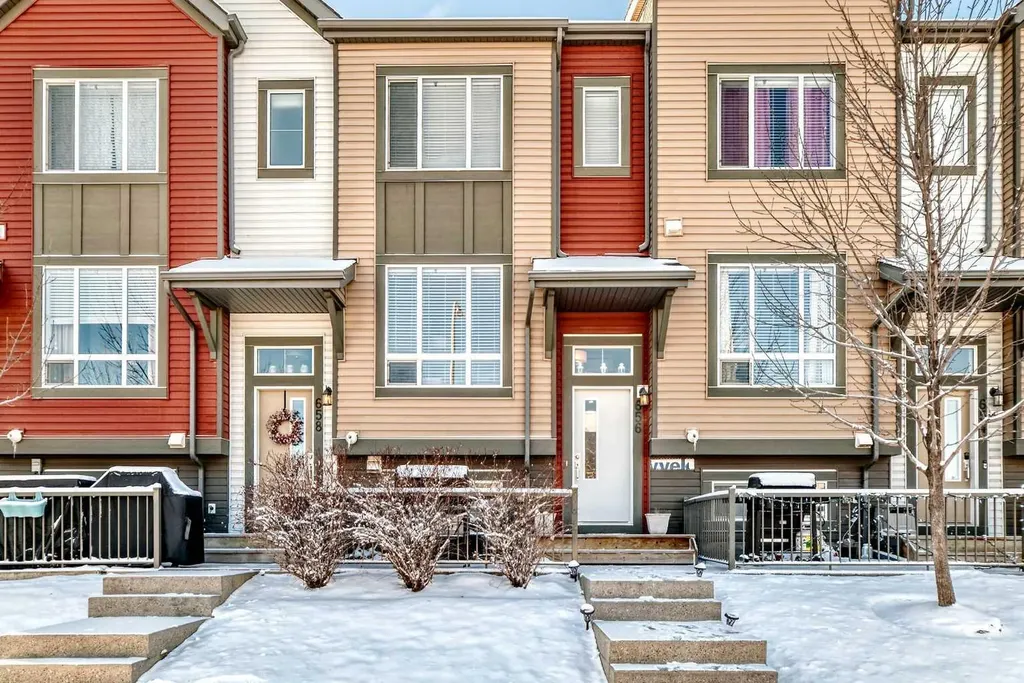 656 Copperpond Boulevard SE Calgary AB T2Z 5B9