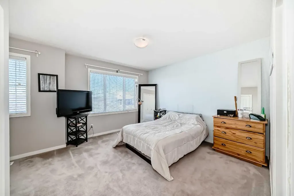 656 Copperpond Boulevard SE Calgary AB T2Z 5B9