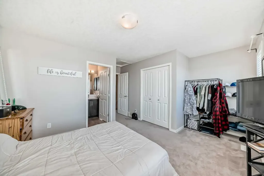656 Copperpond Boulevard SE Calgary AB T2Z 5B9