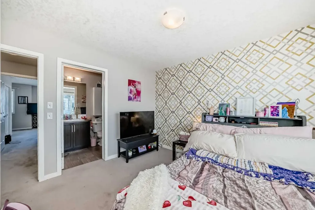 656 Copperpond Boulevard SE Calgary AB T2Z 5B9