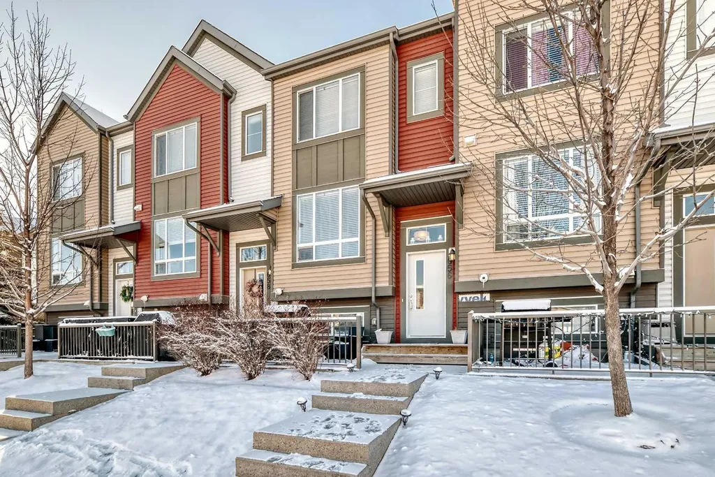 656 Copperpond Boulevard SE Calgary AB T2Z 5B9