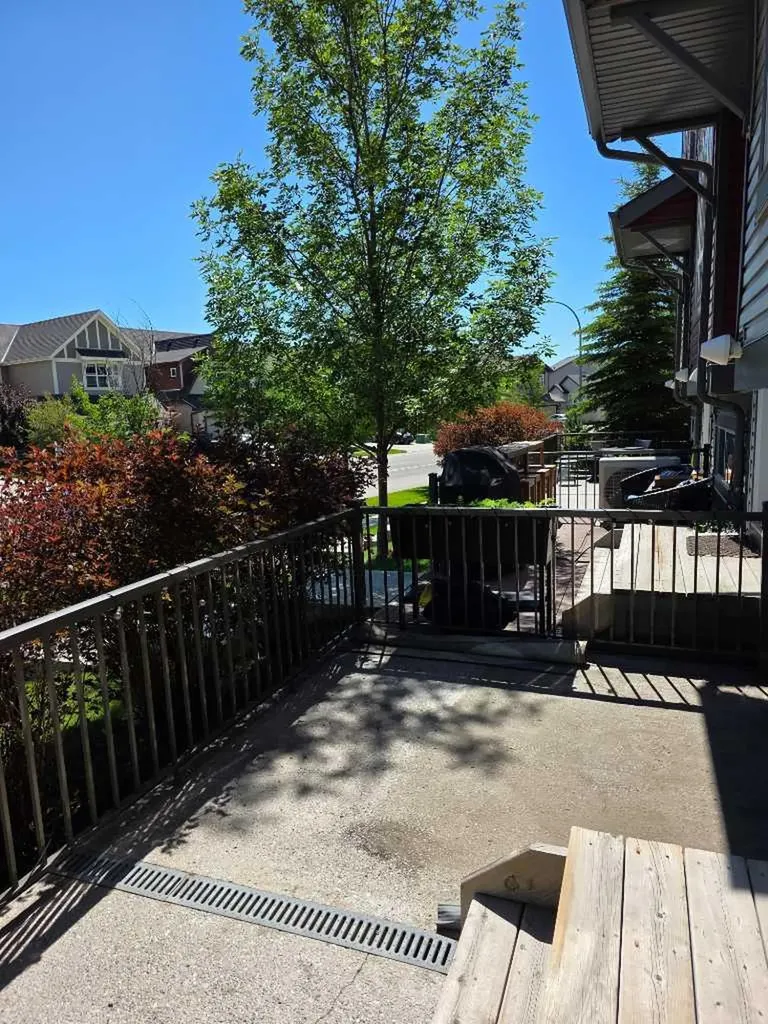 656 Copperpond Boulevard SE Calgary AB T2Z 5B9