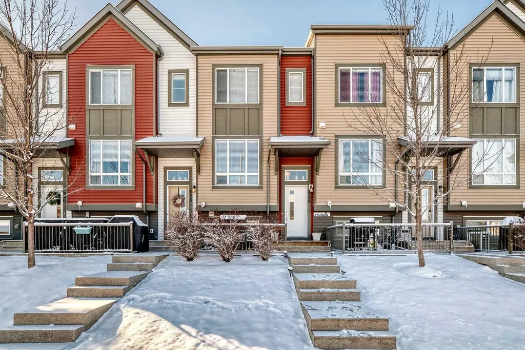 656 Copperpond Boulevard SE Calgary AB T2Z 5B9