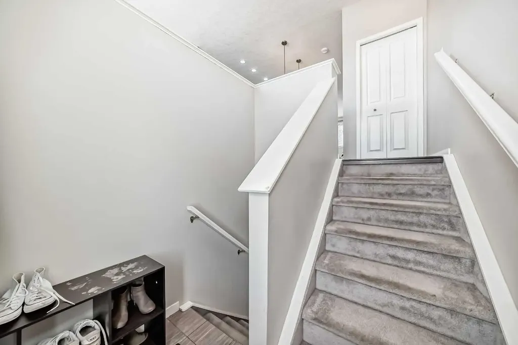 656 Copperpond Boulevard SE Calgary AB T2Z 5B9