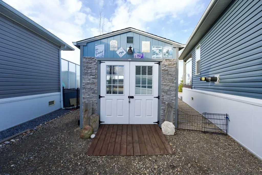 41019 Range Road 11 Rural Lacombe County AB T0C 0J1
