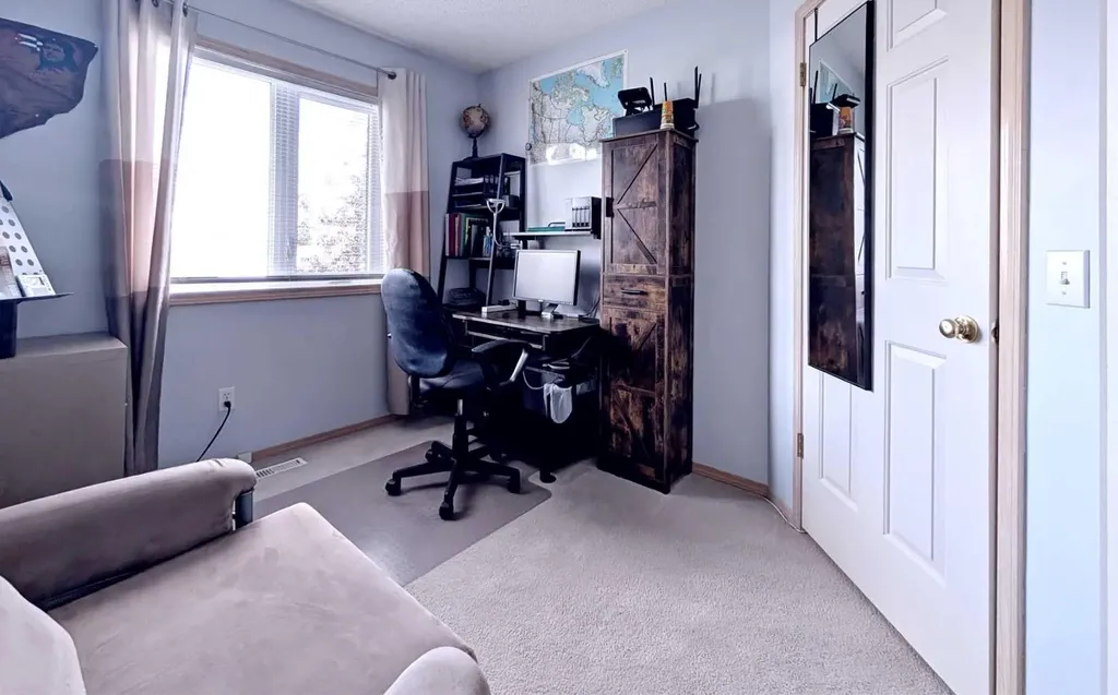 12 Shawbrooke Court SW Calgary AB T2Y 3G2