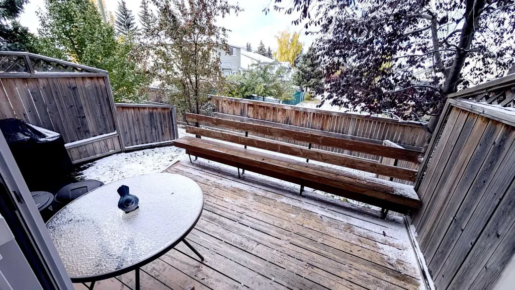 12 Shawbrooke Court SW Calgary AB T2Y 3G2