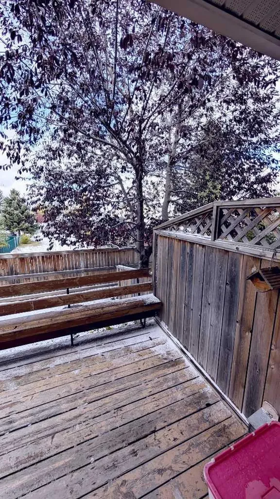 12 Shawbrooke Court SW Calgary AB T2Y 3G2