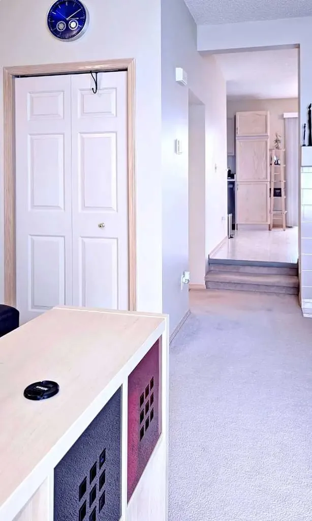 12 Shawbrooke Court SW Calgary AB T2Y 3G2