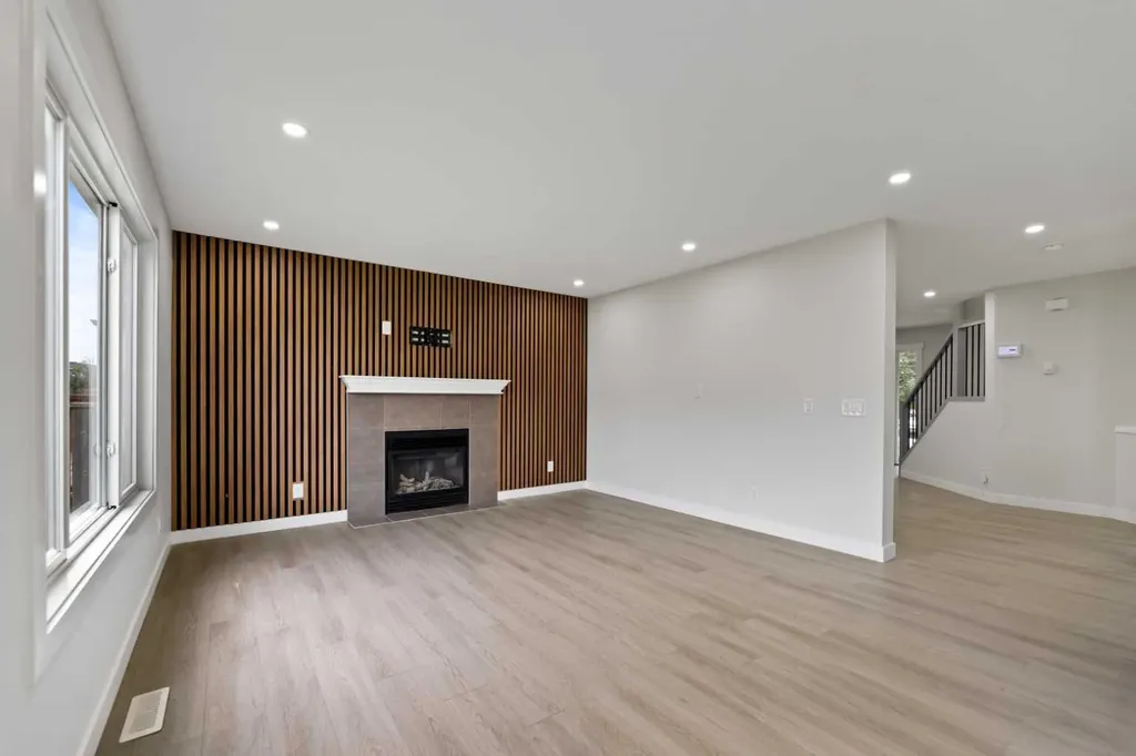 81 Saddlecrest Green NE Calgary AB T3J5N4