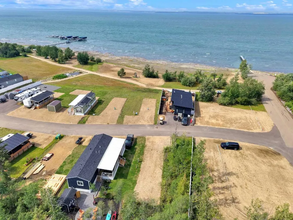 41310 Range Road 282 Rural Lacombe County AB T4L 2N3