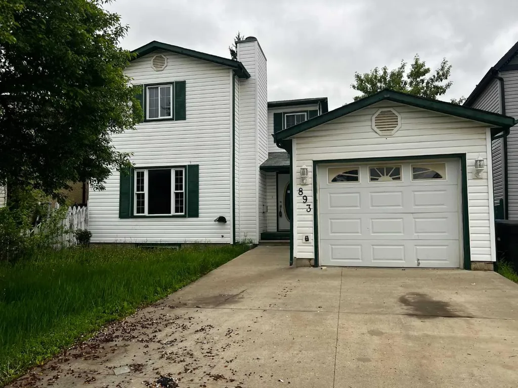 893 Timberline Fort Mcmurray AB T9K 1E9