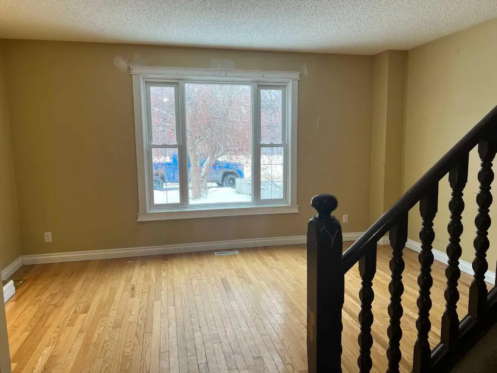 893 Timberline Fort Mcmurray AB T9K 1E9