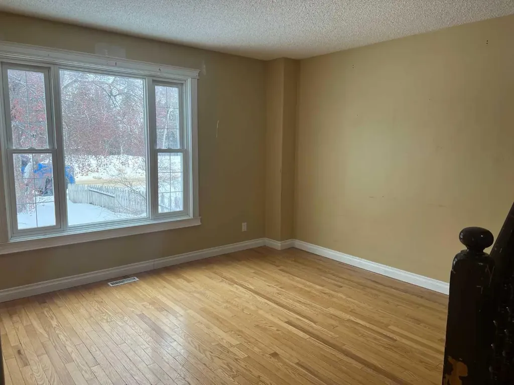 893 Timberline Fort Mcmurray AB T9K 1E9