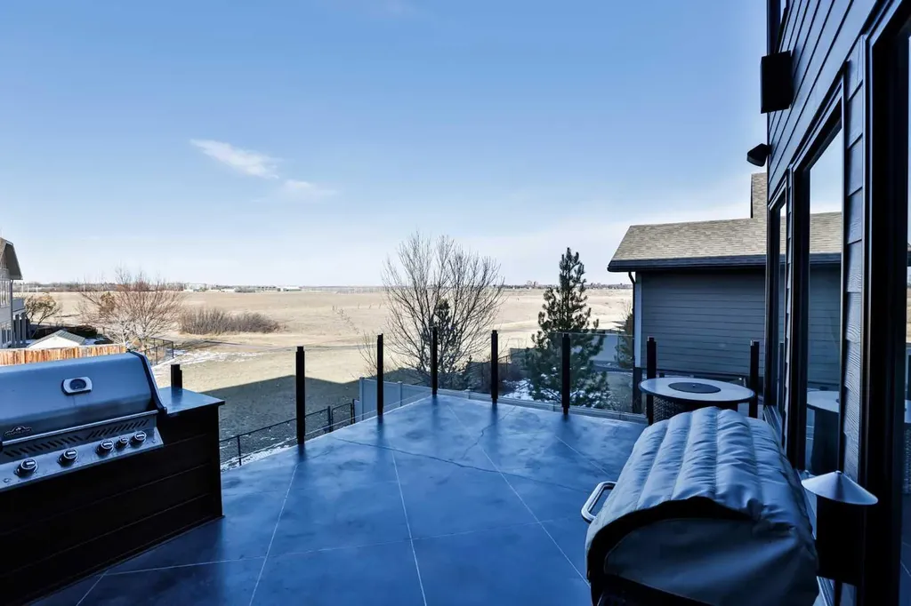 19 Stonecrest Point W Lethbridge AB T1K 6W3