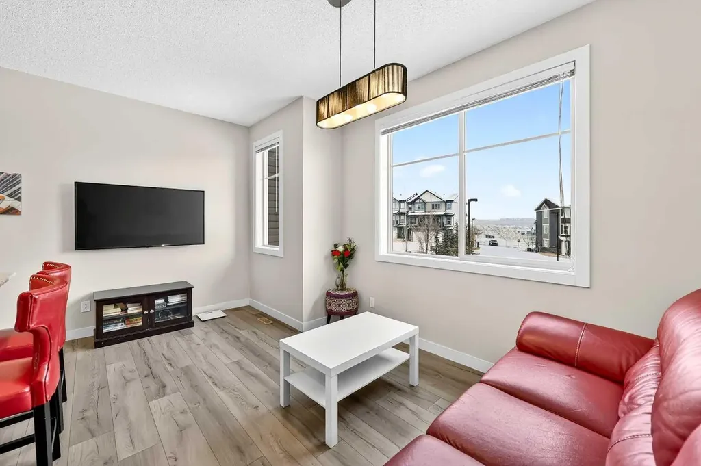 403 Sage Hill Grove NW Calgary AB T3R 0Z8