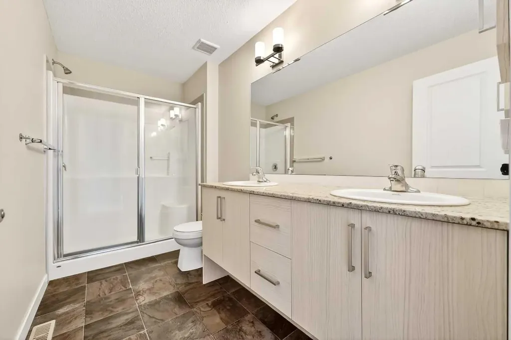 403 Sage Hill Grove NW Calgary AB T3R 0Z8