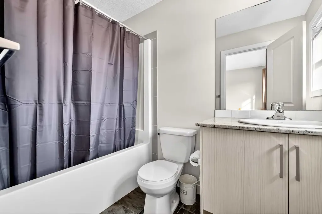 403 Sage Hill Grove NW Calgary AB T3R 0Z8