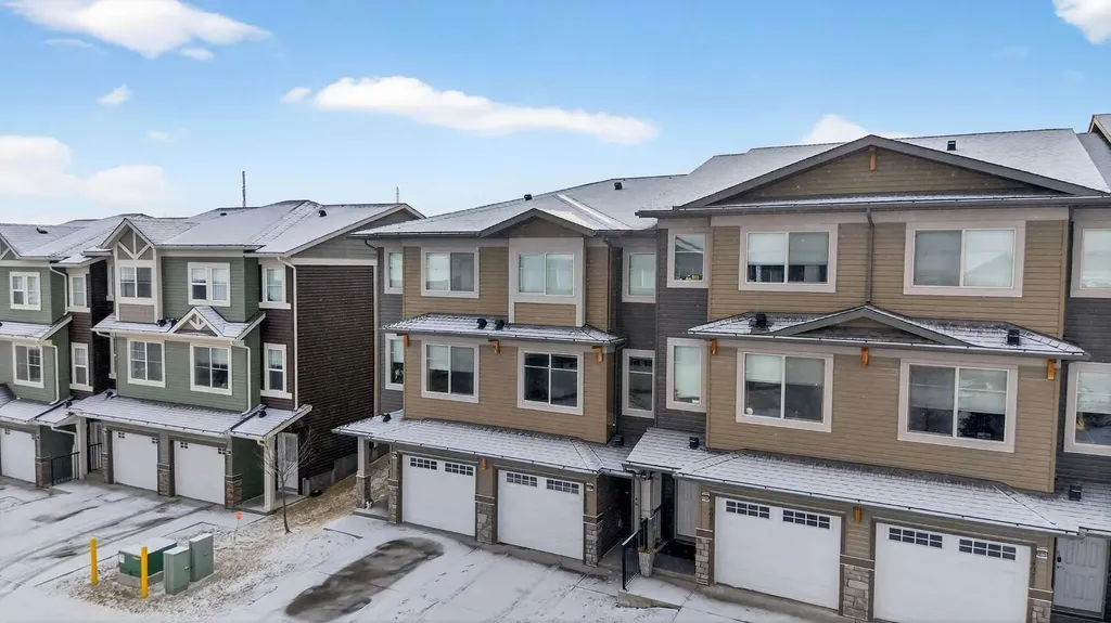 403 Sage Hill Grove NW Calgary AB T3R 0Z8