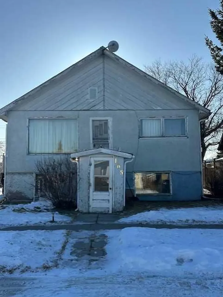 105 7 Avenue W Hanna AB T0J1P0