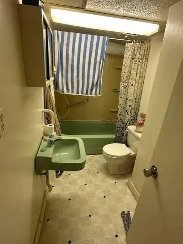 105 7 Avenue W Hanna AB T0J1P0