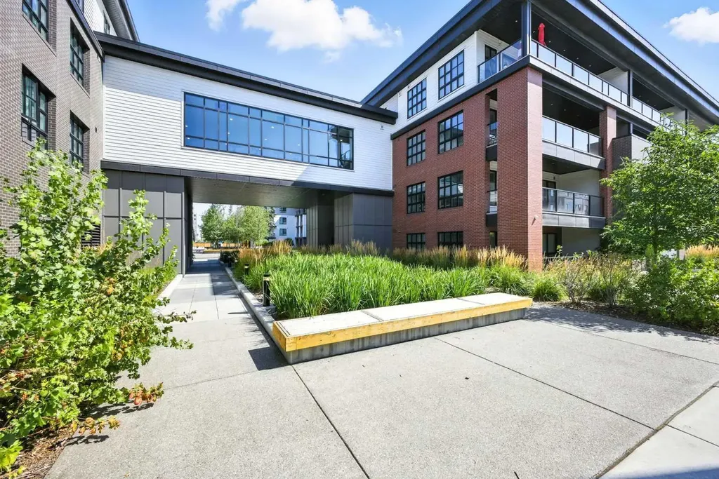 4275 Norford Avenue NW Calgary AB T3B 6M2