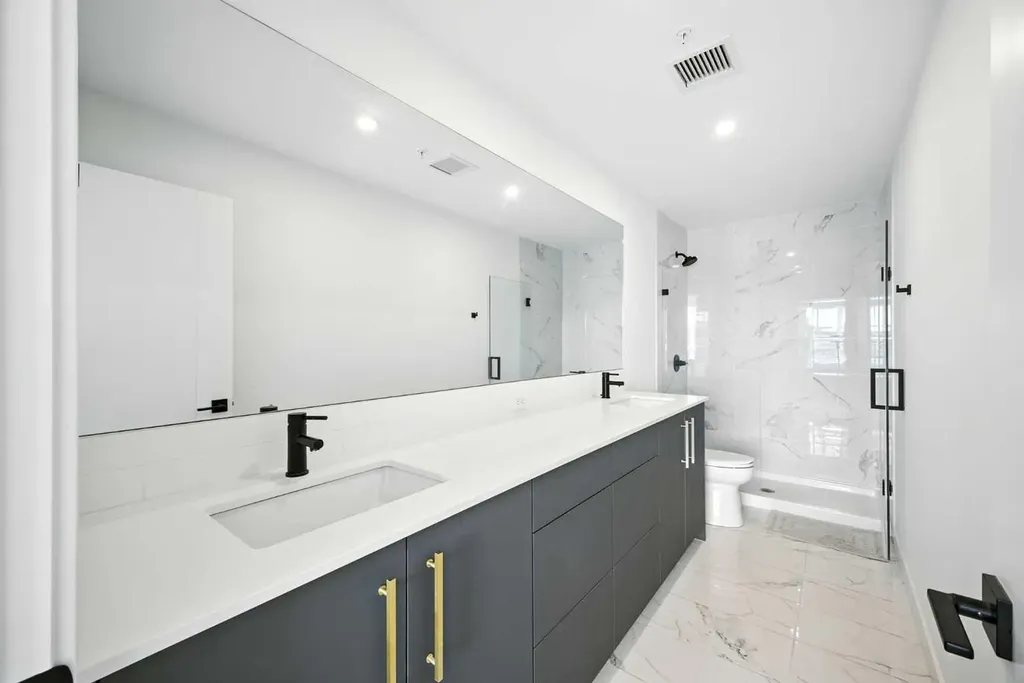 4275 Norford Avenue NW Calgary AB T3B 6M2