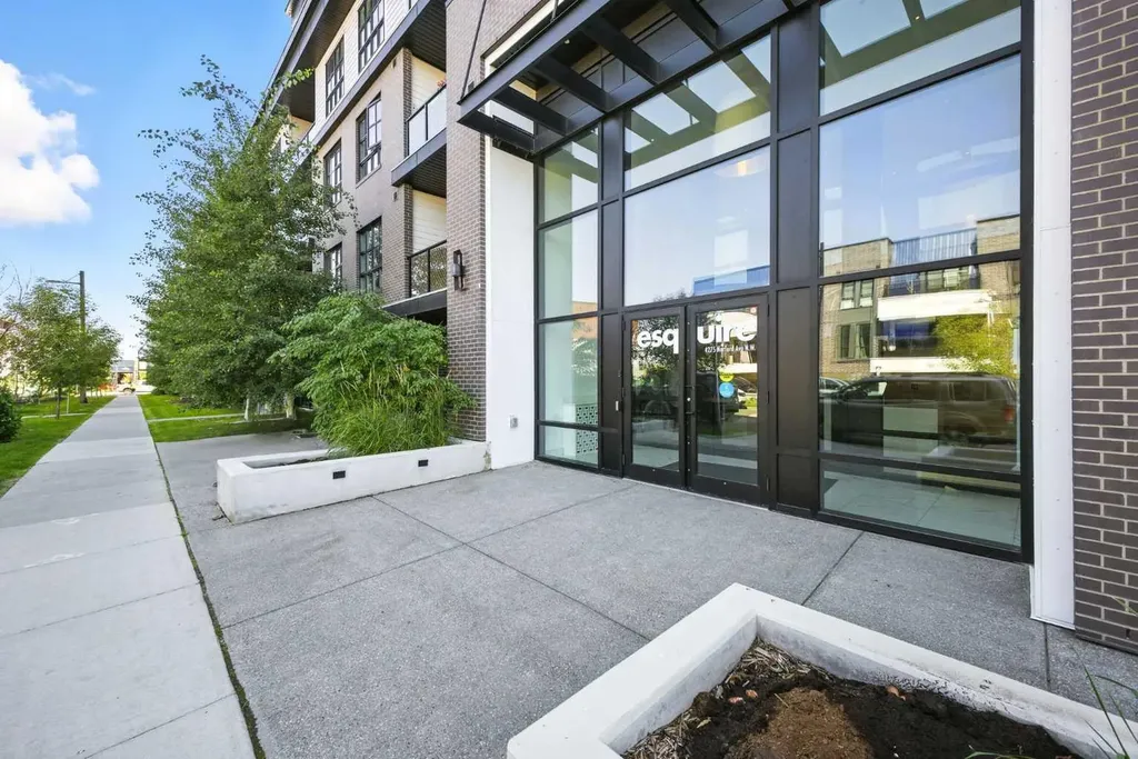 4275 Norford Avenue NW Calgary AB T3B 6M2