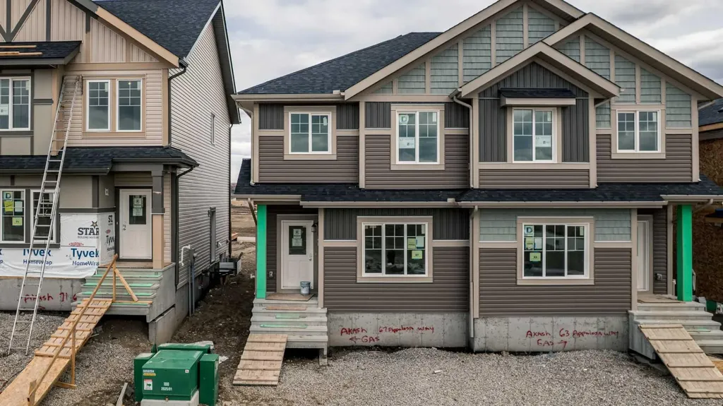 67 Appaloosa Way Cochrane AB T4C 3L9