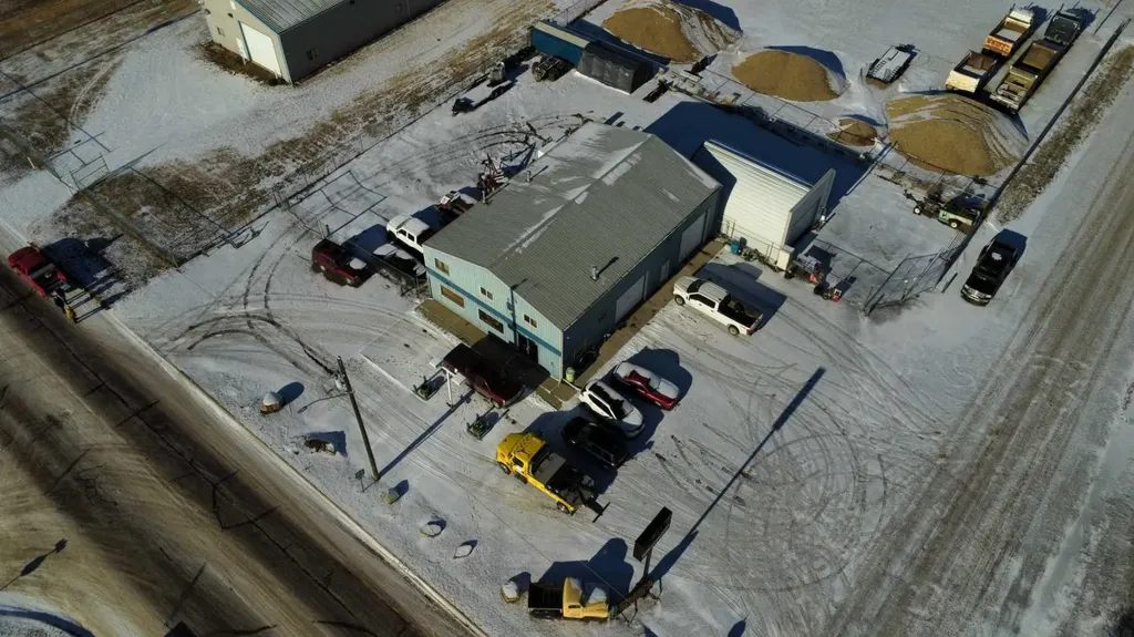 940 5 Avenue Bassano AB T0J 0B0