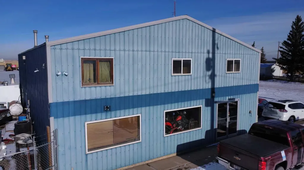 940 5 Avenue Bassano AB T0J 0B0