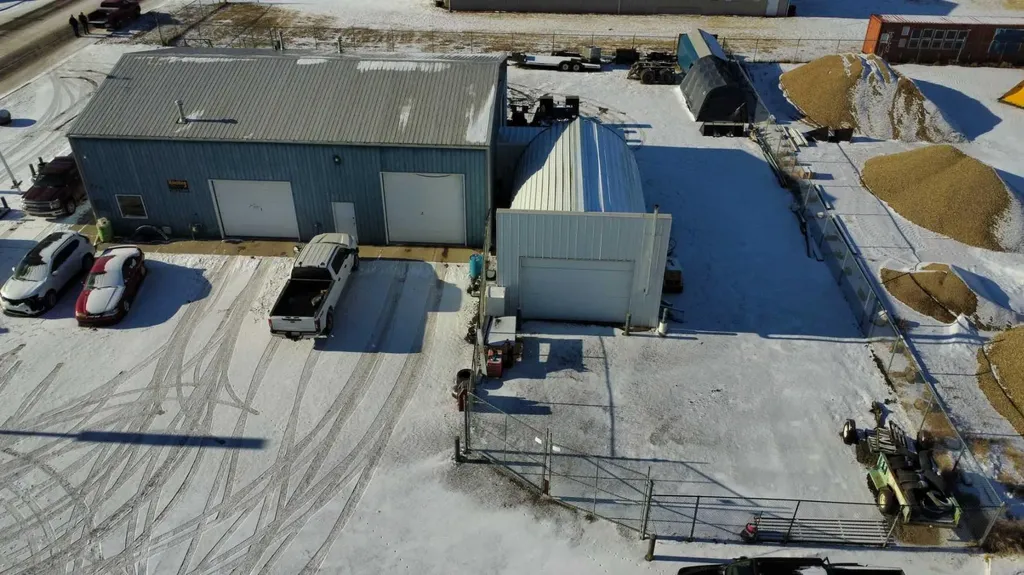 940 5 Avenue Bassano AB T0J 0B0