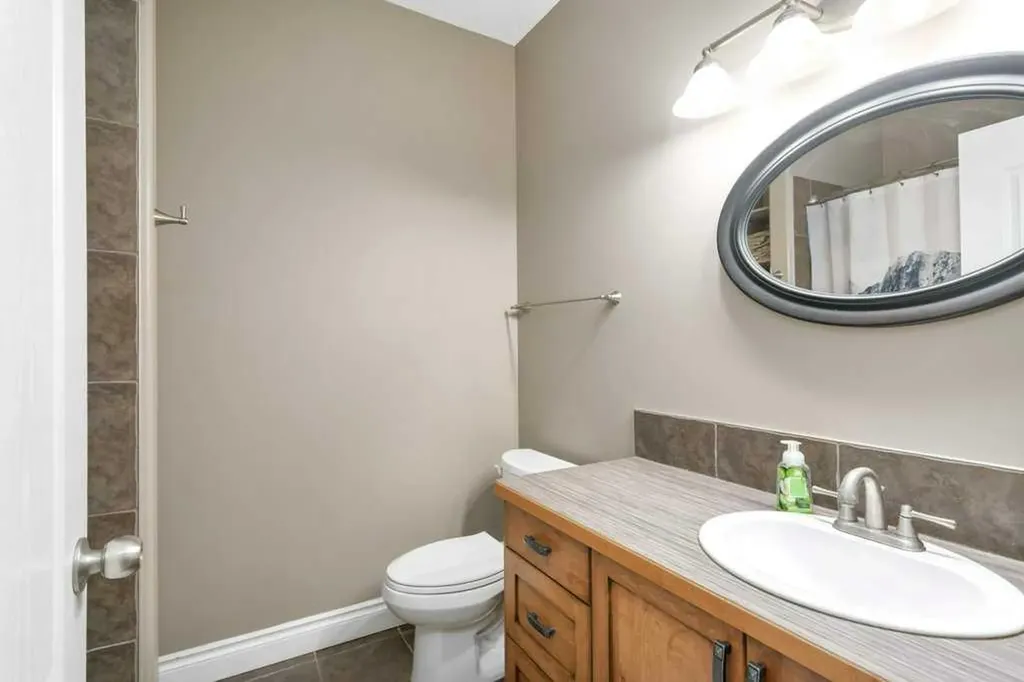35276 Range Road 10 - 110 Rural Red Deer County AB T4G 1T8