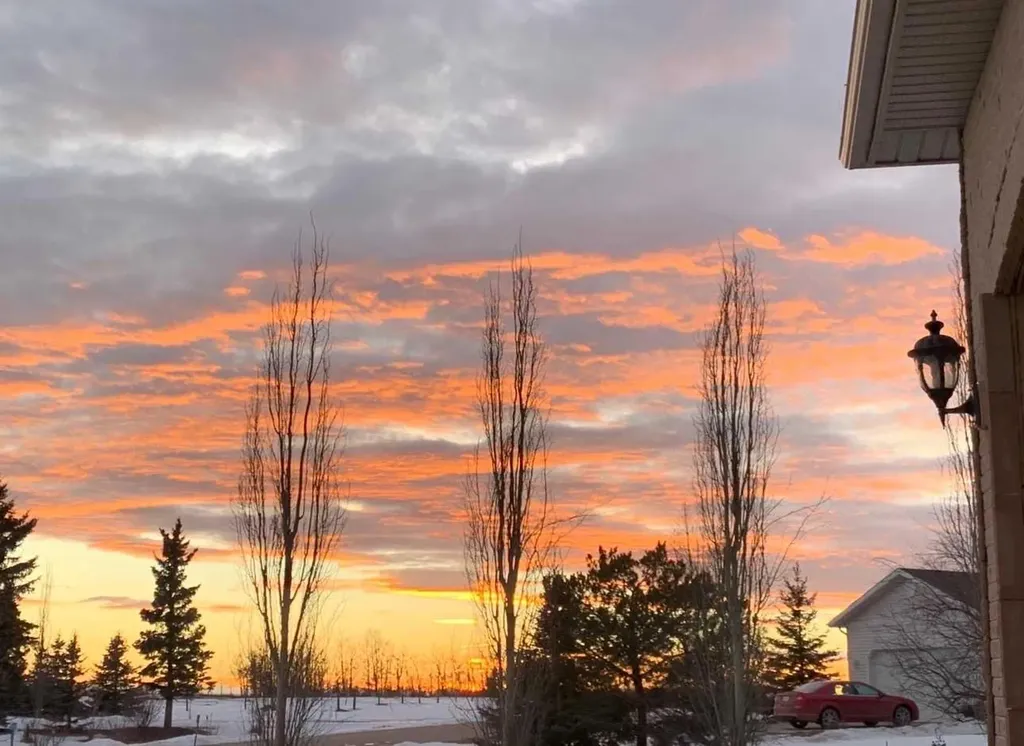 35276 Range Road 10 - 110 Rural Red Deer County AB T4G 1T8
