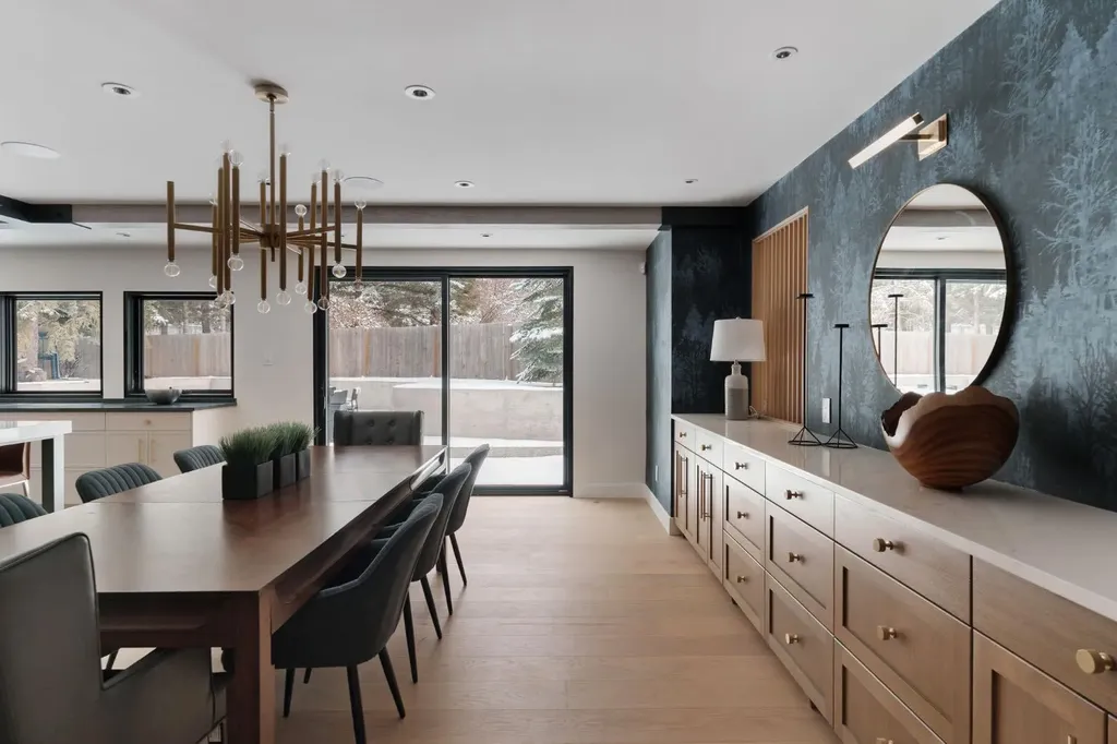 112 Pump Hill Green SW Calgary AB T2V 4L4