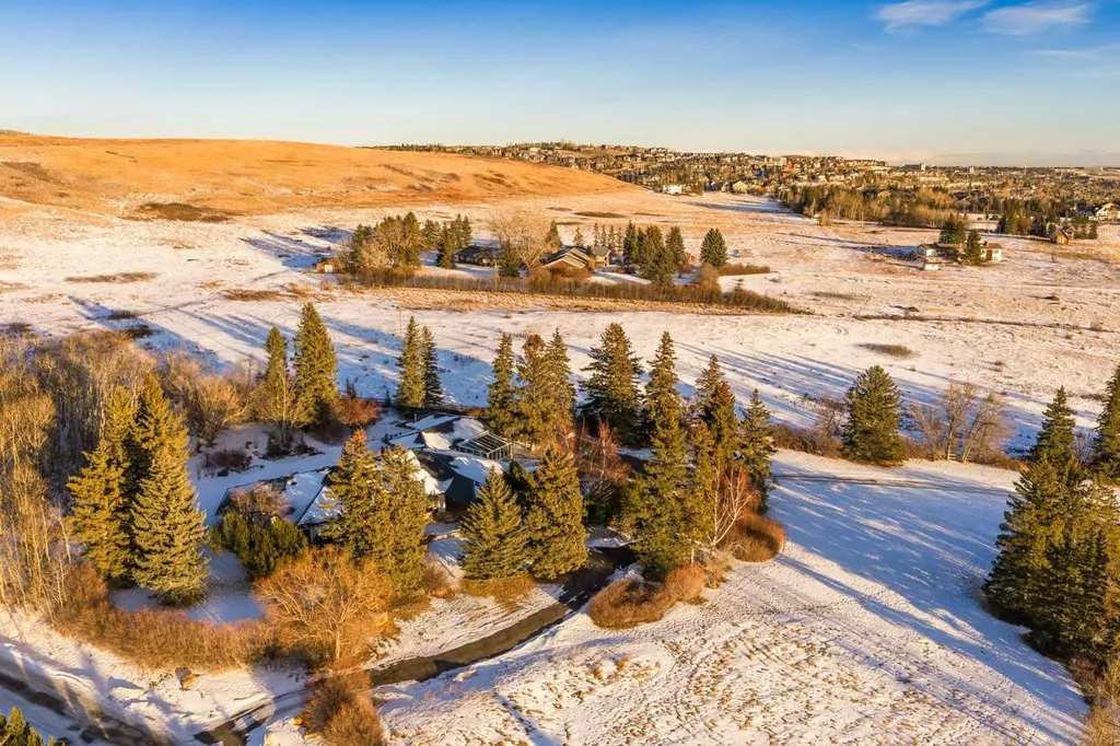 187 Slopeview Drive SW Calgary AB T3H 4G6
