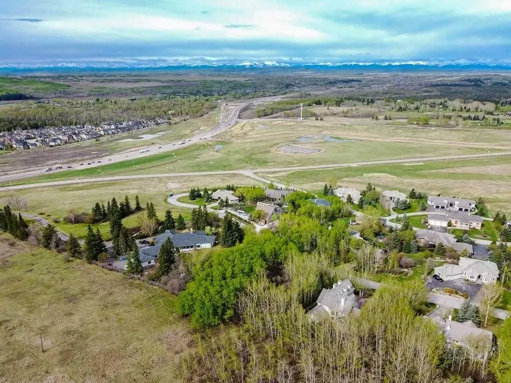 187 Slopeview Drive SW Calgary AB T3H 4G6