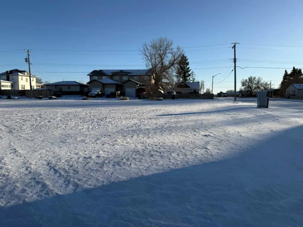 109 7 Avenue E Bow Island AB T0K 0G0