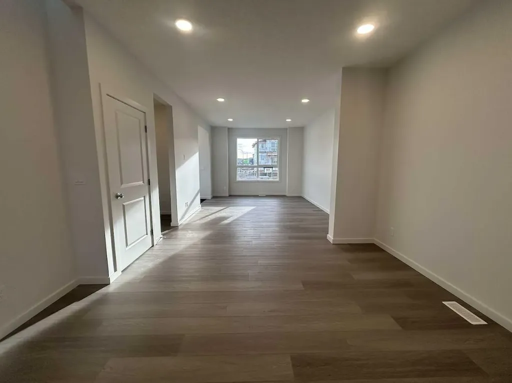 200 Belmont Way SW Calgary AB T2X5T4