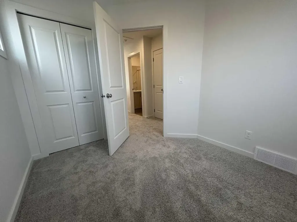 200 Belmont Way SW Calgary AB T2X5T4