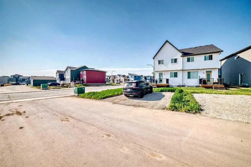 200 Belmont Way SW Calgary AB T2X5T4
