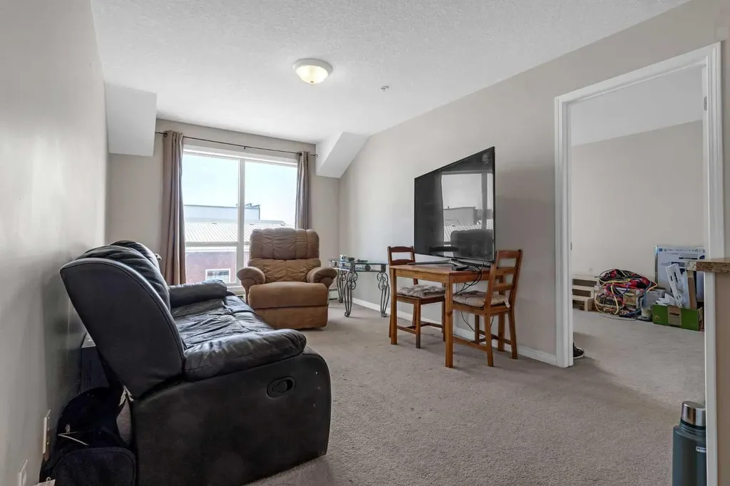 1010 Railway Street Crossfield AB T0M 0S0