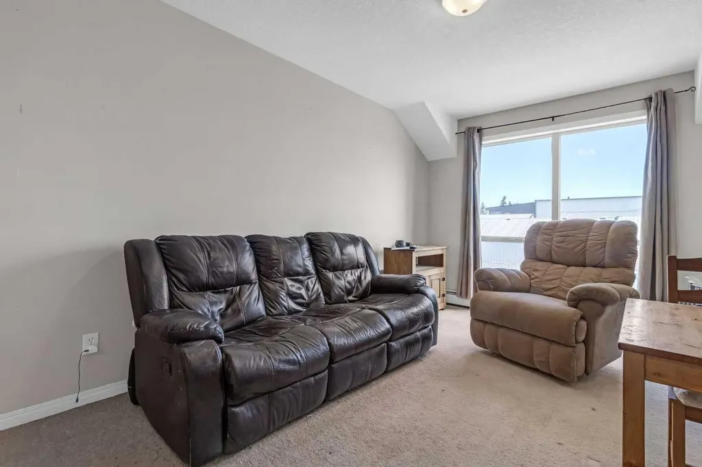 1010 Railway Street Crossfield AB T0M 0S0