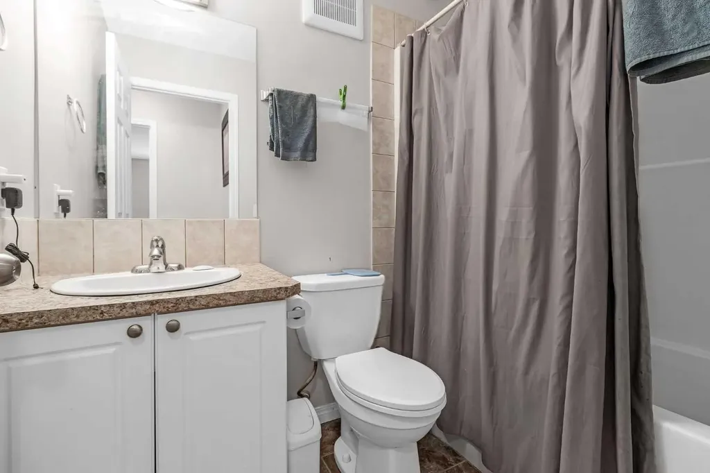 1010 Railway Street Crossfield AB T0M 0S0