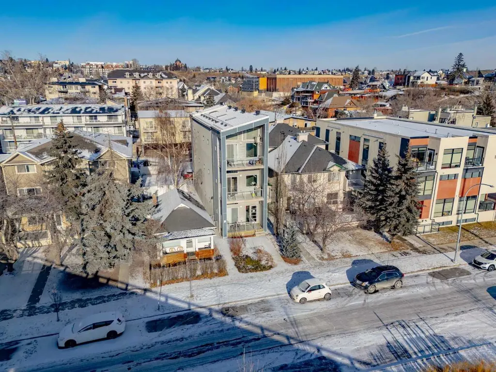 648 Mcdougall Road NE Calgary AB T2E4Z7