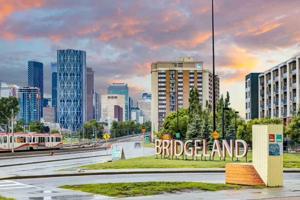 648 Mcdougall Road NE Calgary AB T2E4Z7