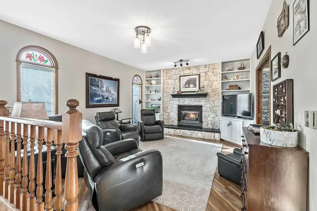 607 9 Street SE High River AB T1V 1L1